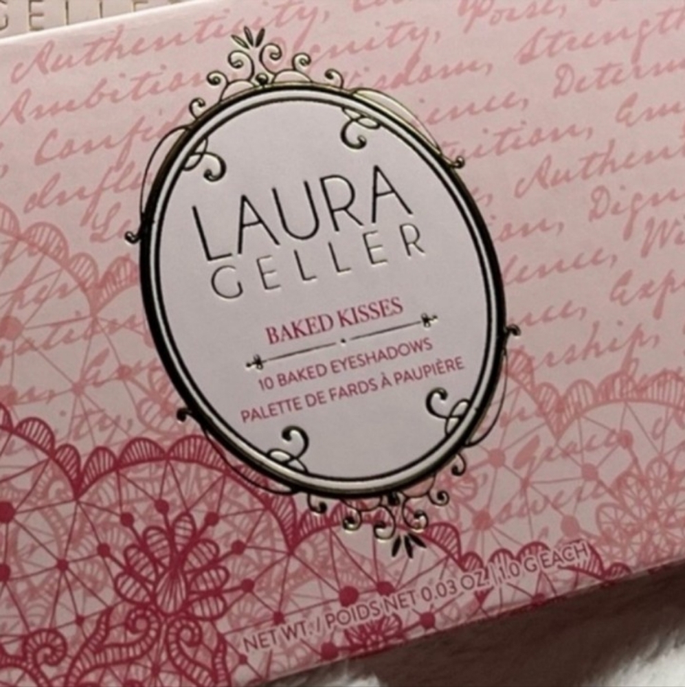 Laura Geller Baked Kisses  Eyeshadow Set